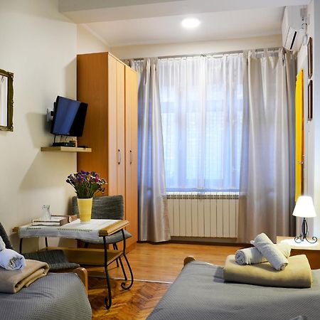 Sobe Gajic Sremski Karlovci Ngoại thất bức ảnh